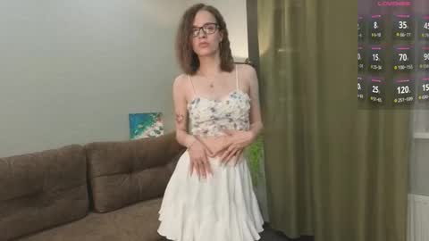 Anna online show from October 10, 2025, 1:32 pm