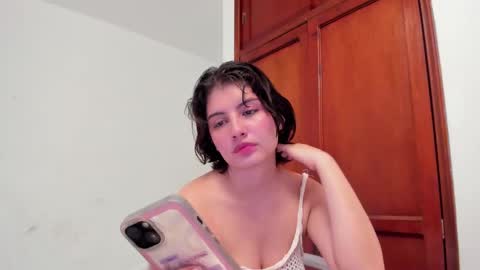 Snapshot of flordejamaica chatting on February 17, 2025, 5:10 pm Tell me My Love online show from February 17, 2025, 5:10 pm