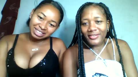 florencia011 online show from February 22, 2025, 1:11 am