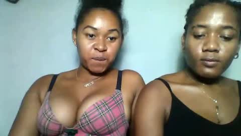 florencia011 online show from February 26, 2025, 10:31 pm