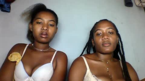 florencia011 online show from March 3, 2025, 6:59 am