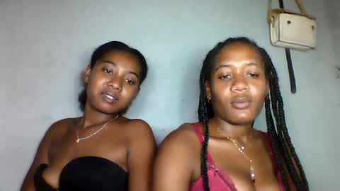 florencia011 online show from March 7, 2025, 12:01 pm