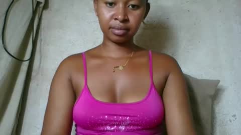 florencia011 online show from April 2, 2026, 8:12 am