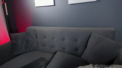 Its a pleasure to meet you. Im Flower. Help me reach 1k. Follow me. online show from February 18, 2026, 11:50 am