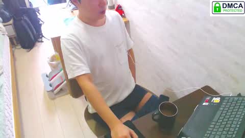 Snapshot of flowerbox chatting on December 21, 2025, 4:30 am flowerbox online show from December 21, 2025, 4:30 am