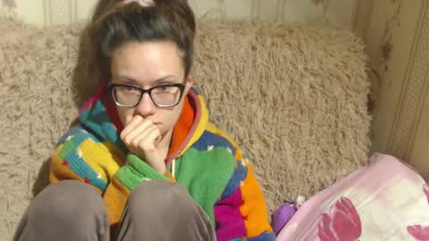 say meow and send tip  online show from December 6, 2024, 12:38 pm