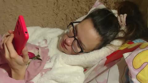 say meow and send tip  online show from January 26, 2025, 2:03 am