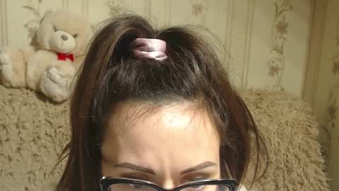 say meow and send tip  online show from February 8, 2025, 7:05 pm