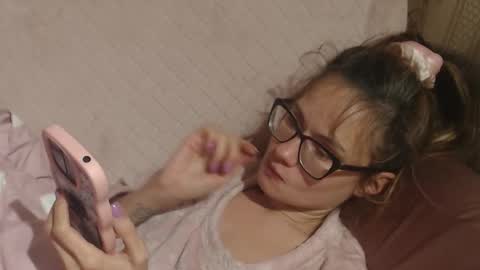 say meow and send tip  online show from October 29, 2025, 7:15 pm