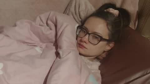 say meow and send tip  online show from February 12, 2026, 12:38 am