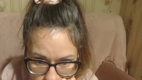 say meow and send tip  online show from February 8, 2026, 4:43 pm