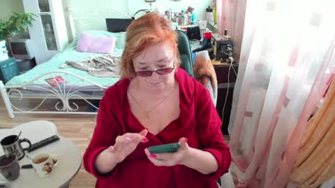 Flowerlower online show from April 5, 2026, 8:11 am