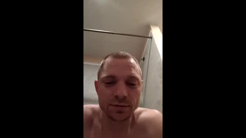 floydw117 online show from March 27, 2026, 1:33 am