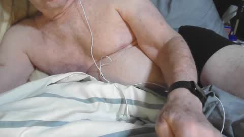 FLshowman online show from January 19, 2025, 2:47 am