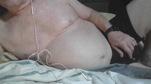 FLshowman online show from March 4, 2025, 2:17 am