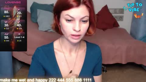 Fluffy Tail online show from September 22, 2025, 3:19 am