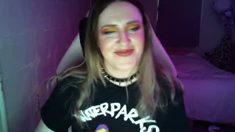 Flux online show from December 1, 2025, 2:00 pm