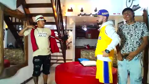 flyckers online show from January 4, 2025, 6:40 pm