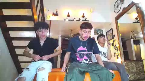 flyckers online show from September 12, 2025, 8:09 pm