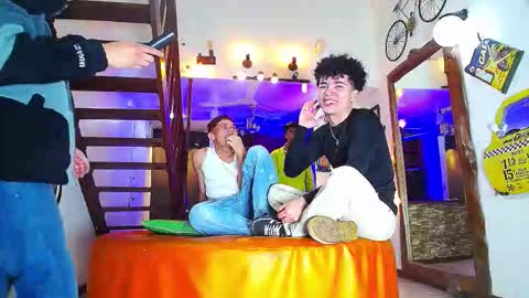 flyckers online show from September 14, 2025, 8:08 pm