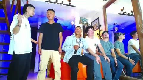 flyckers online show from September 30, 2025, 8:14 pm