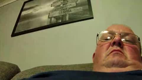 Snapshot of focusfuker chatting on April 2, 2026, 10:51 pm focusfuker online show from April 2, 2026, 10:51 pm