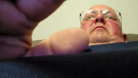 Snapshot of focusfuker chatting on April 11, 2026, 11:20 pm focusfuker online show from April 11, 2026, 11:20 pm
