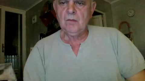 fofodi online show from September 28, 2025, 7:52 pm