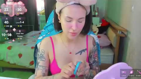 folinskaayaa online show from June 10, 2026, 2:45 am