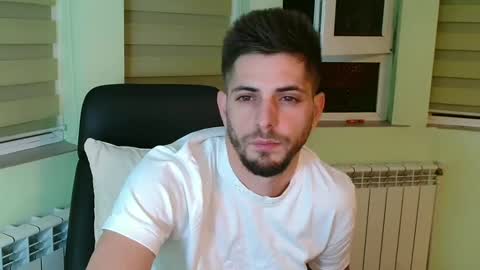 independent model online show from December 7, 2024, 7:54 pm