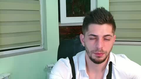 independent model online show from January 11, 2025, 10:07 pm