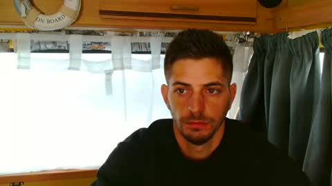 independent model online show from September 9, 2025, 8:03 am