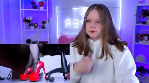 Molly online show from February 10, 2025, 12:52 am