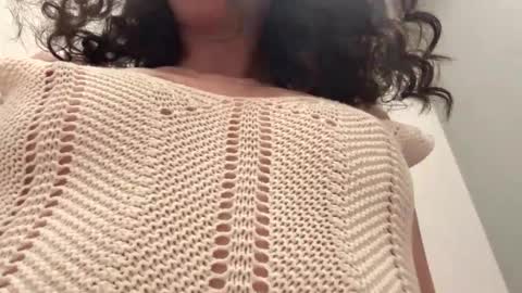 forbiddennvelvet online show from November 22, 2025, 8:52 pm