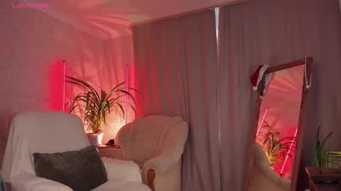 Snapshot of forest_lina chatting on January 11, 2026, 12:21 pm online show from January 11, 2026, 12:21 pm