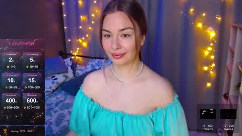 Julia online show from December 11, 2024, 2:41 am