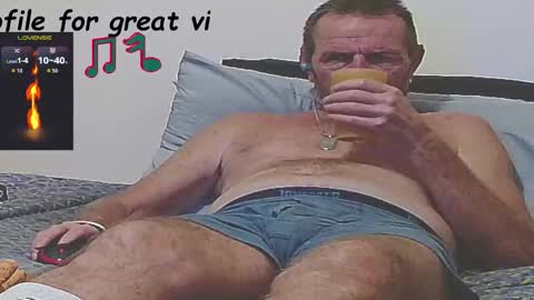 doc online show from October 16, 2025, 1:06 am