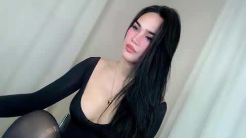 KHATRINA STACIE MARIE online show from March 26, 2026, 12:39 am