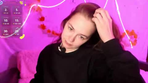 Lisa online show from November 12, 2025, 7:46 pm