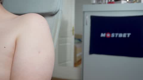 CUSTOM PHOTOS AND VIDEOS -  online show from January 26, 2025, 11:17 am