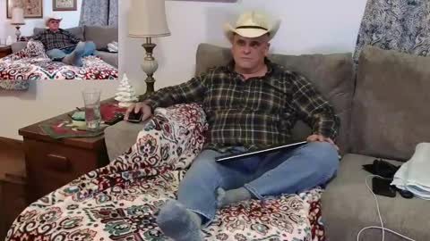 Hunter online show from December 17, 2024, 3:17 am