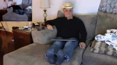 Hunter online show from January 15, 2025, 3:22 am