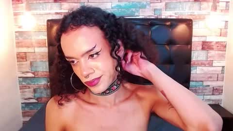 Ella online show from December 22, 2025, 4:15 pm