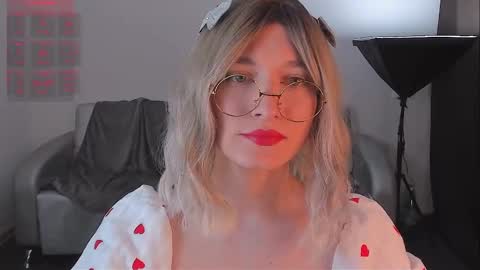 Sue online show from January 21, 2025, 8:21 pm