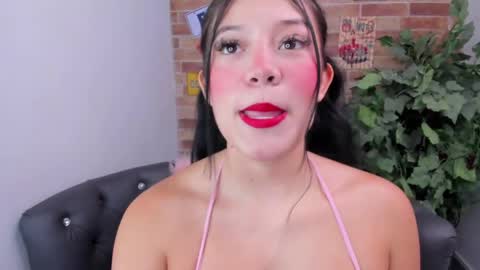 Loren online show from June 10, 2026, 11:09 am