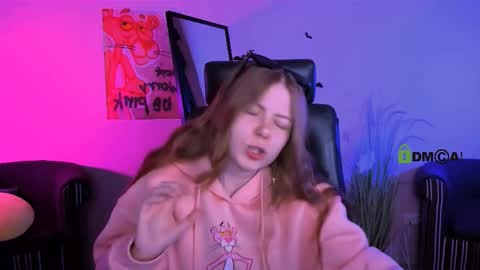 foxy_tease_ online show from November 5, 2025, 9:42 am