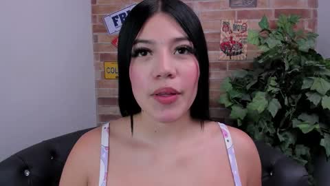 Snapshot of foxy_vera chatting on March 5, 2026, 11:06 am Vera online show from March 5, 2026, 11:06 am