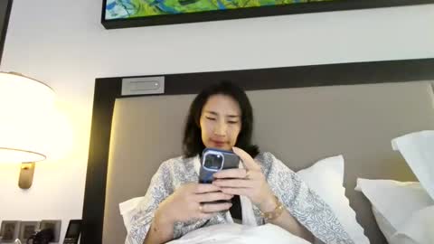 AznJewels online show from October 24, 2025, 11:34 pm