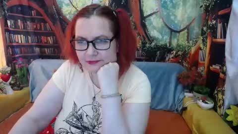 foxydesiree online show from June 8, 2026, 3:01 pm