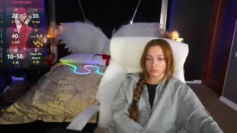 Maya online show from April 16, 2026, 2:07 pm